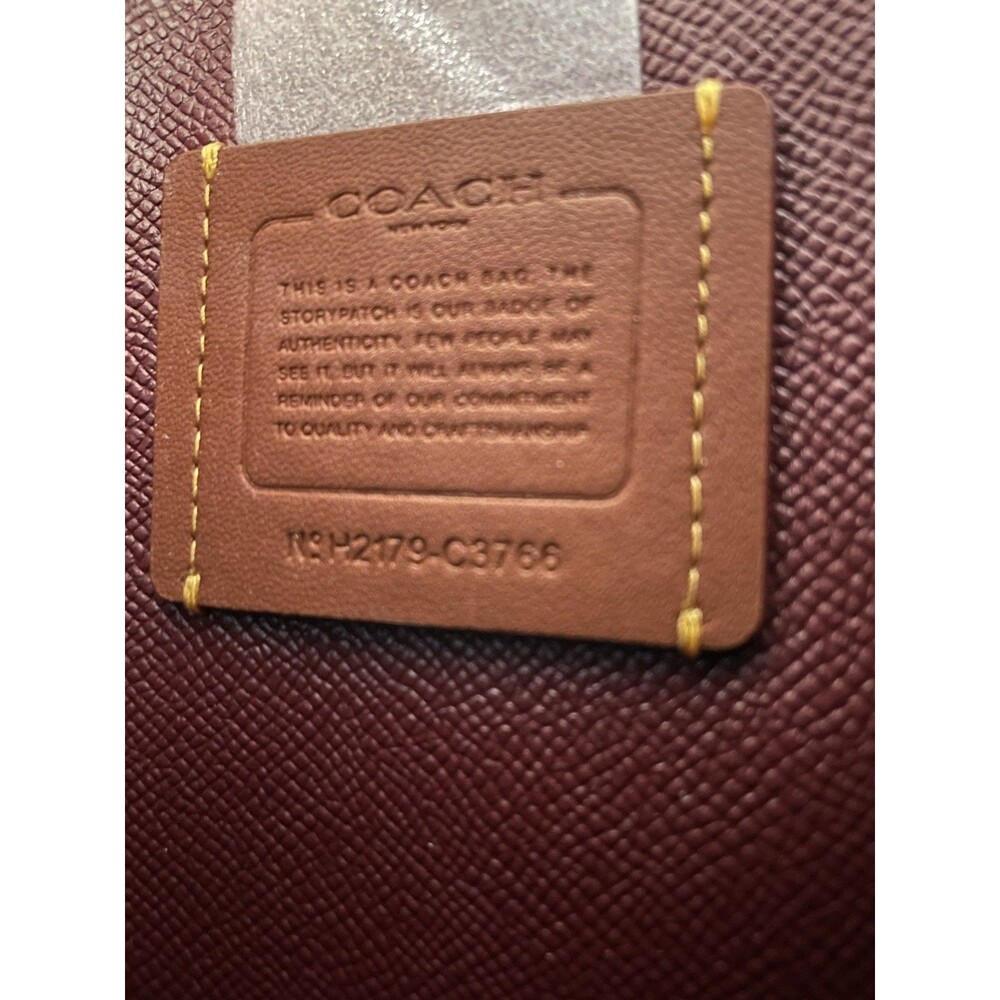 Coach Red Leather Medium Shoulder bucket Bag - Picture 8 of 8